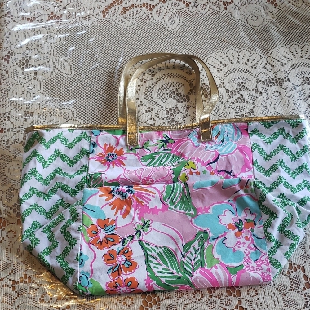 Lilly Pulitzer floral travel tote bag